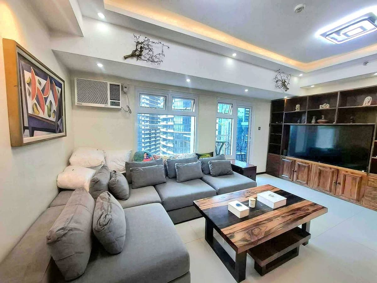 📌 TRION TOWERS BGC - photo 1