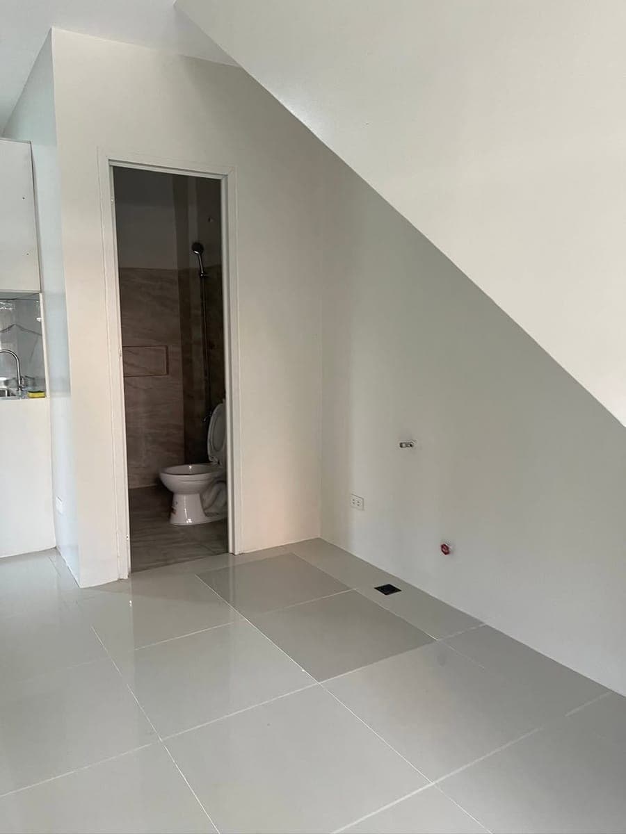 🏡✨ FOR RENT: 1-BEDROOM APARTMENT - photo 4