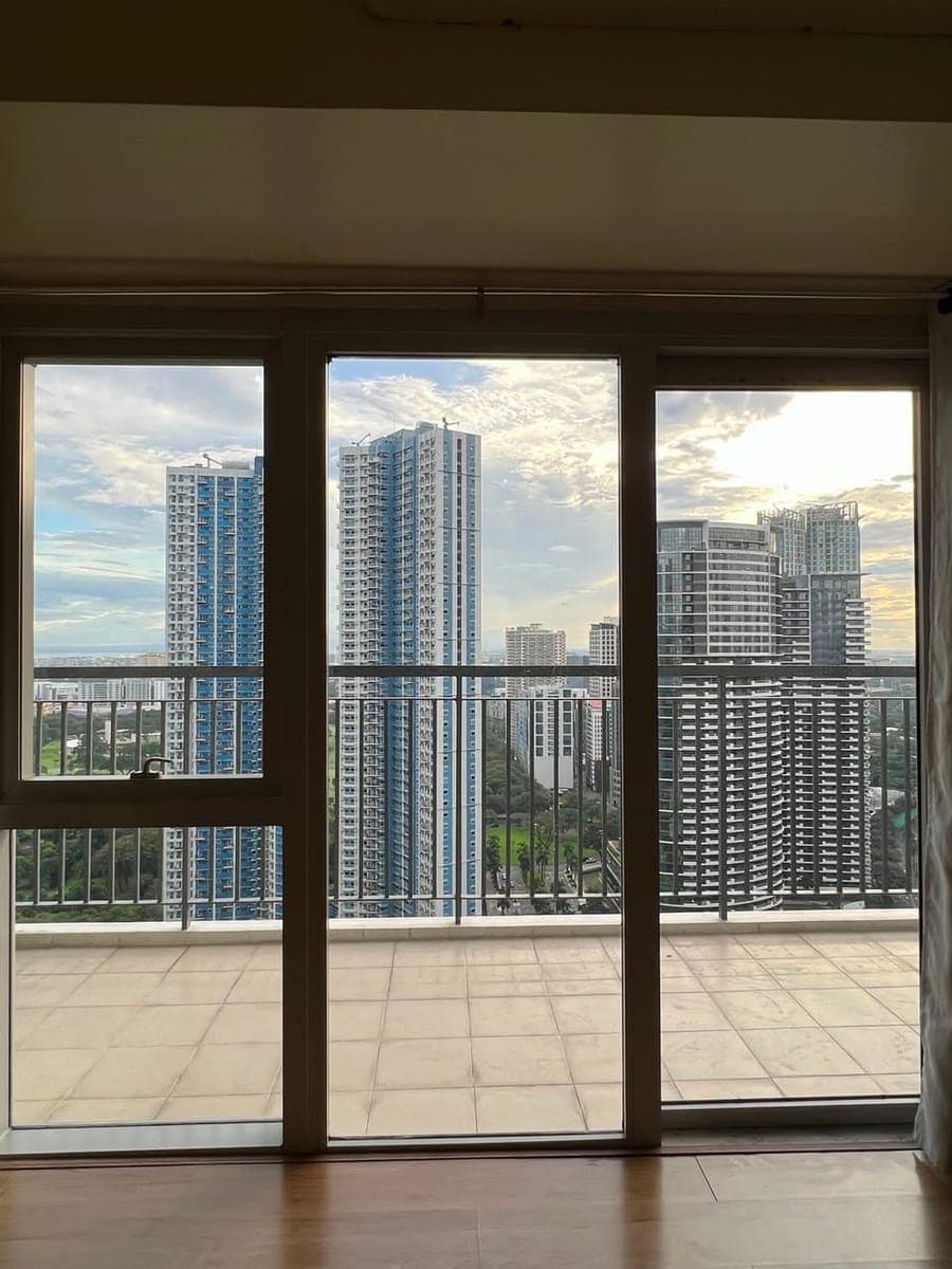 AVAILABLE FOR RENT and SALE - photo 5
