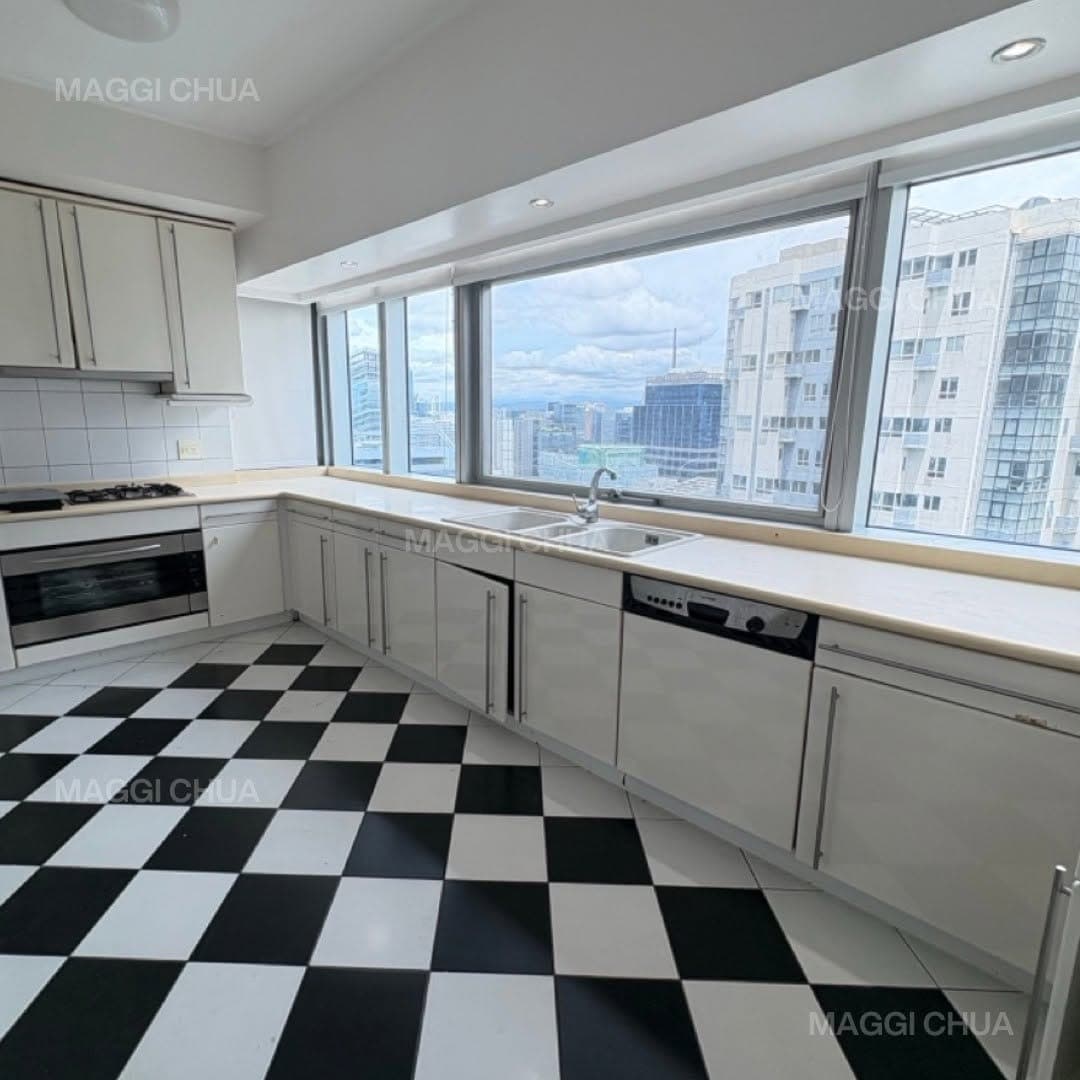 🧧**PACIFIC PLAZA TOWERS BGC** - photo 3