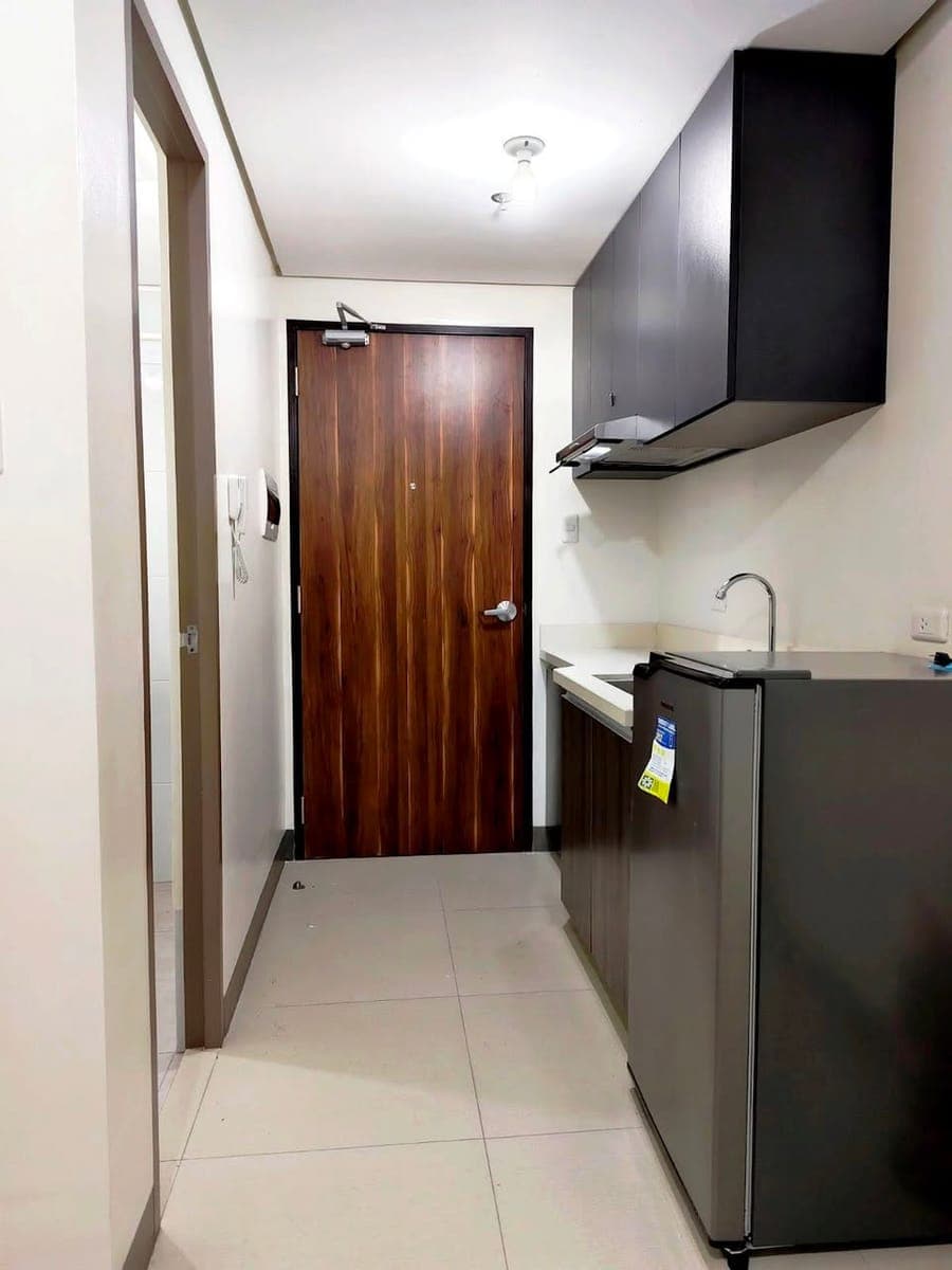 CONDO FOR RENT NEAR V-LUNA HOSPITAL, AFP MEDICAL CENTER, PHC, EAMC, LUNG CENTER, PCMC. QUEZON CITY. - photo 4