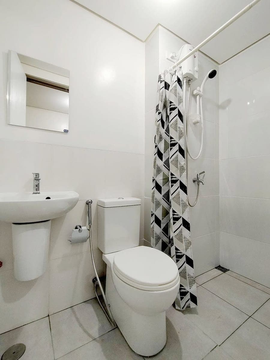 CONDO FOR RENT NEAR V-LUNA HOSPITAL, AFP MEDICAL CENTER, PHC, EAMC, LUNG CENTER, PCMC. QUEZON CITY. - photo 5