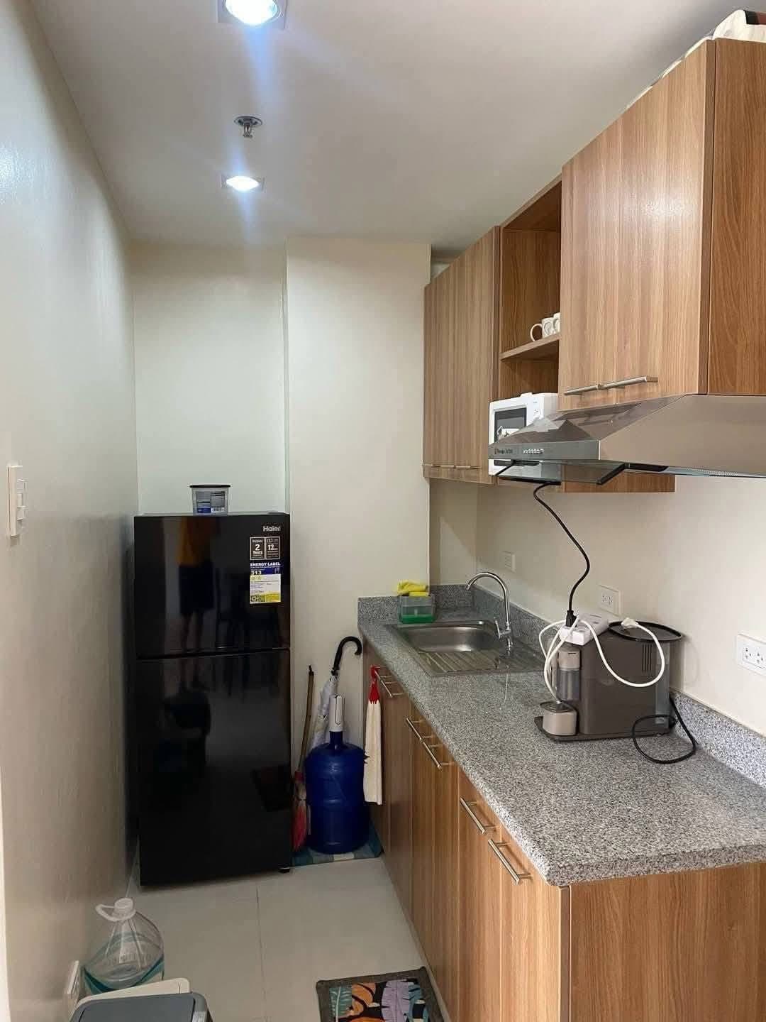 FOR RENT | 1-BEDROOM CONDO IN MIDPOINT RESIDENCES - photo 1