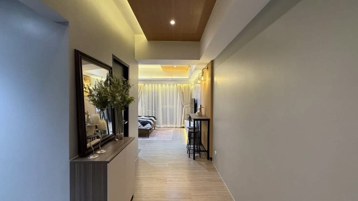 FOR LEASE: Fully Furnished Studio at Uptown Arts Residences, BGC - photo 1