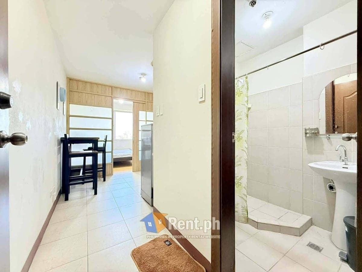 ❗️16K Ridgewood Towers for RENT ❗️ - photo 3