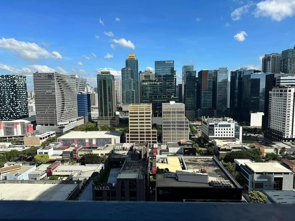 FOR LEASE: - photo 3