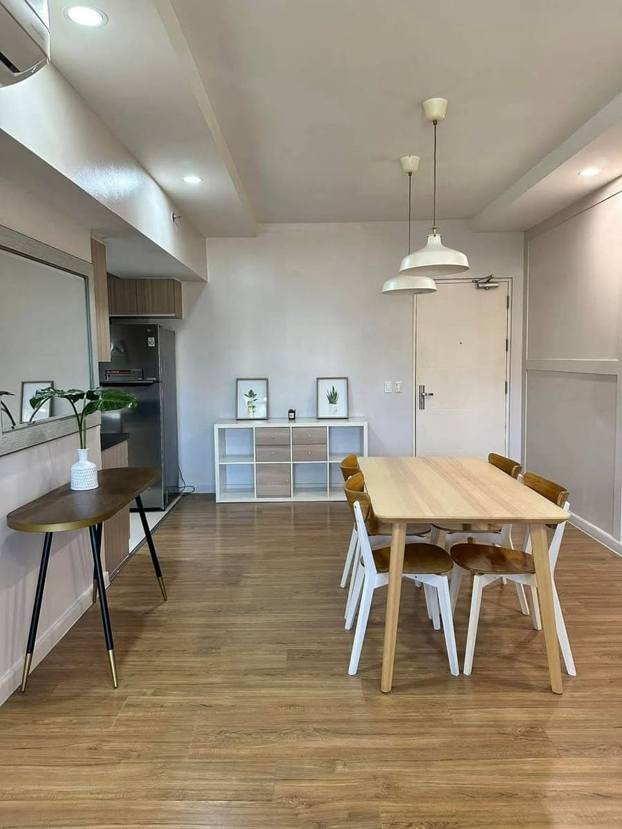 FOR LEASE: - photo 2