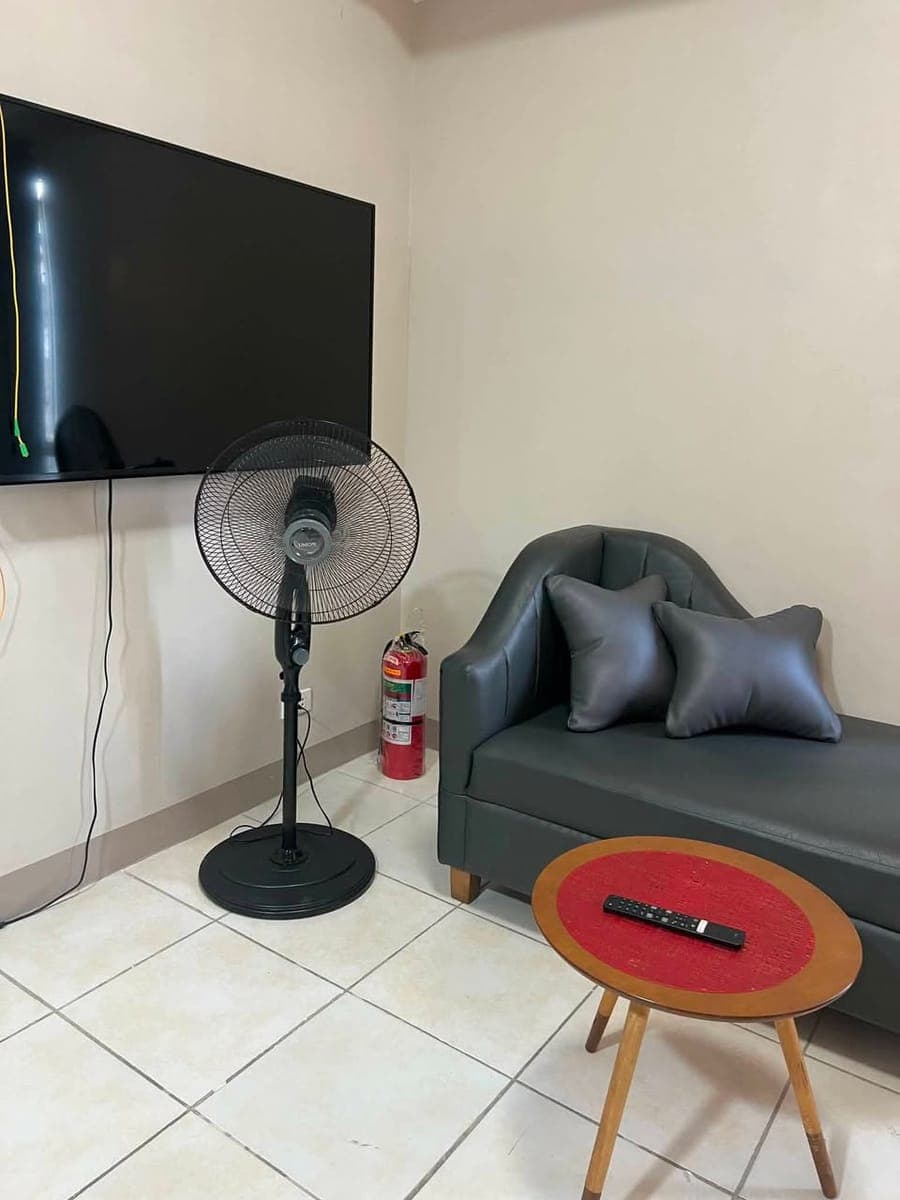 🏡✨ FOR RENT: 2BR Fully Furnished Condo (Corner Unit!) ✨🏡 - photo 4