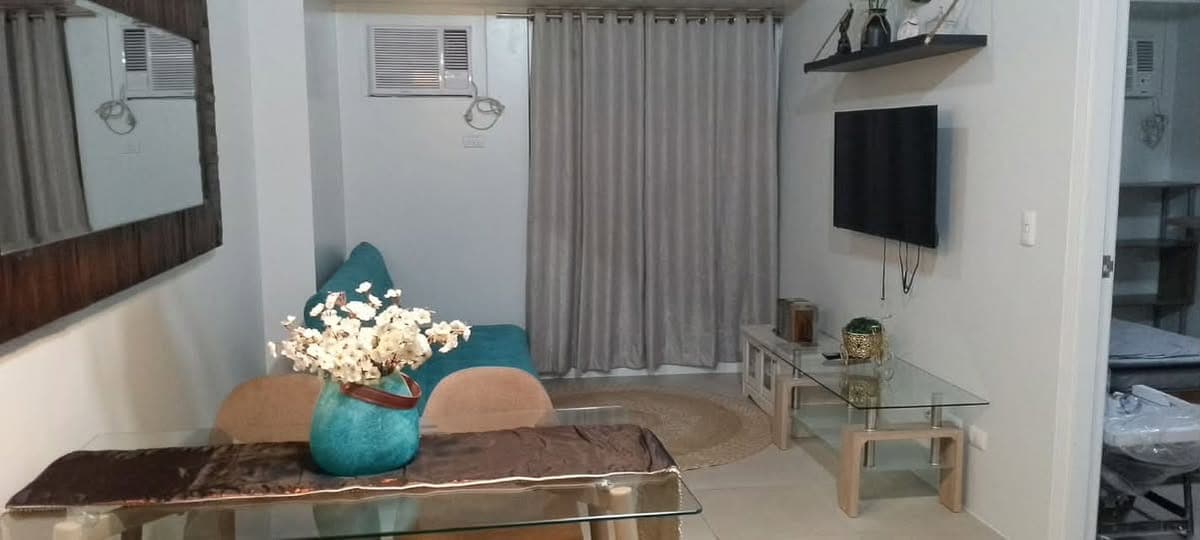 For Rent - photo 1