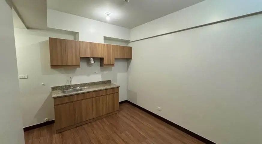 𝐅𝐎𝐑 𝐑𝐄𝐍𝐓: 1BR Bare Unit with Parking at DMCI The Aston Place, Pasay City - photo 2