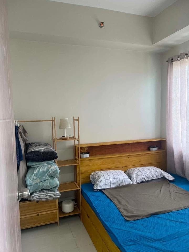 Hello! Looking for female roommates preferably airline crew. - photo 5
