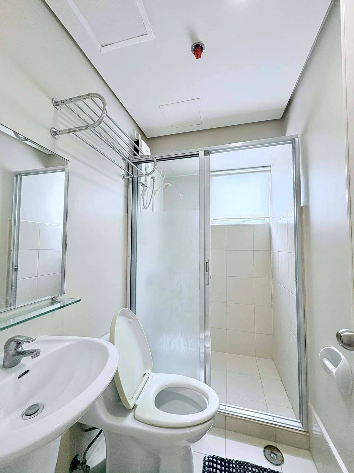 BRAND NEW 2BR 2T&B Unit at Avida Towers, Cebu IT Park (CORNER, W/ PARKING) - photo 4