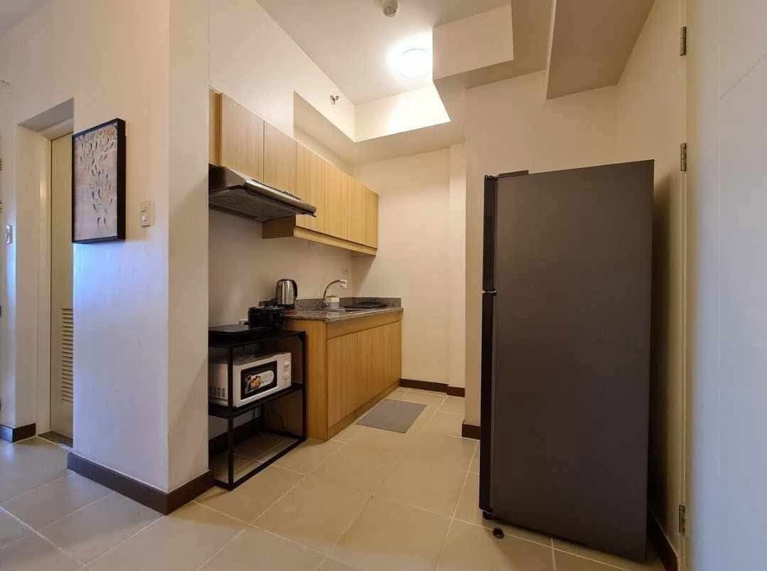 FOR RENT: Cozy 2BR Unit with Parking at Infina Towers ✨️ - photo 3
