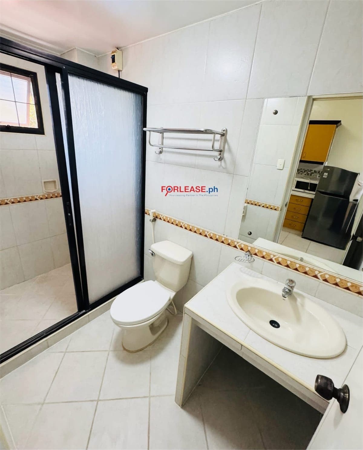 𝙁𝙊𝙍 𝙇𝙀𝘼𝙎𝙀: 𝙁𝙪𝙧𝙣𝙞𝙨𝙝𝙚𝙙 𝙎𝙩𝙪𝙙𝙞𝙤 𝙬𝙞𝙩𝙝 𝘽𝙖𝙡𝙘𝙤𝙣𝙮 𝙞𝙣 𝘽𝙖𝙣𝙞𝙡𝙖𝙙 (𝙬𝙖... - photo 2