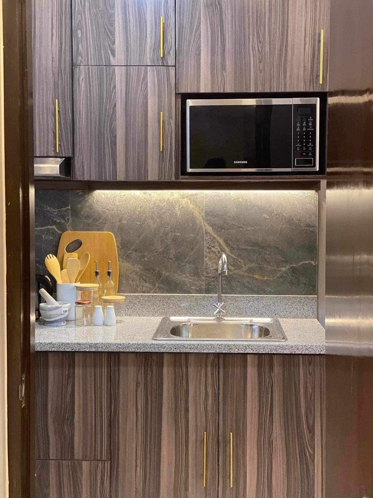 RENT THIS  STUDIO  UNIT,❗ - photo 2