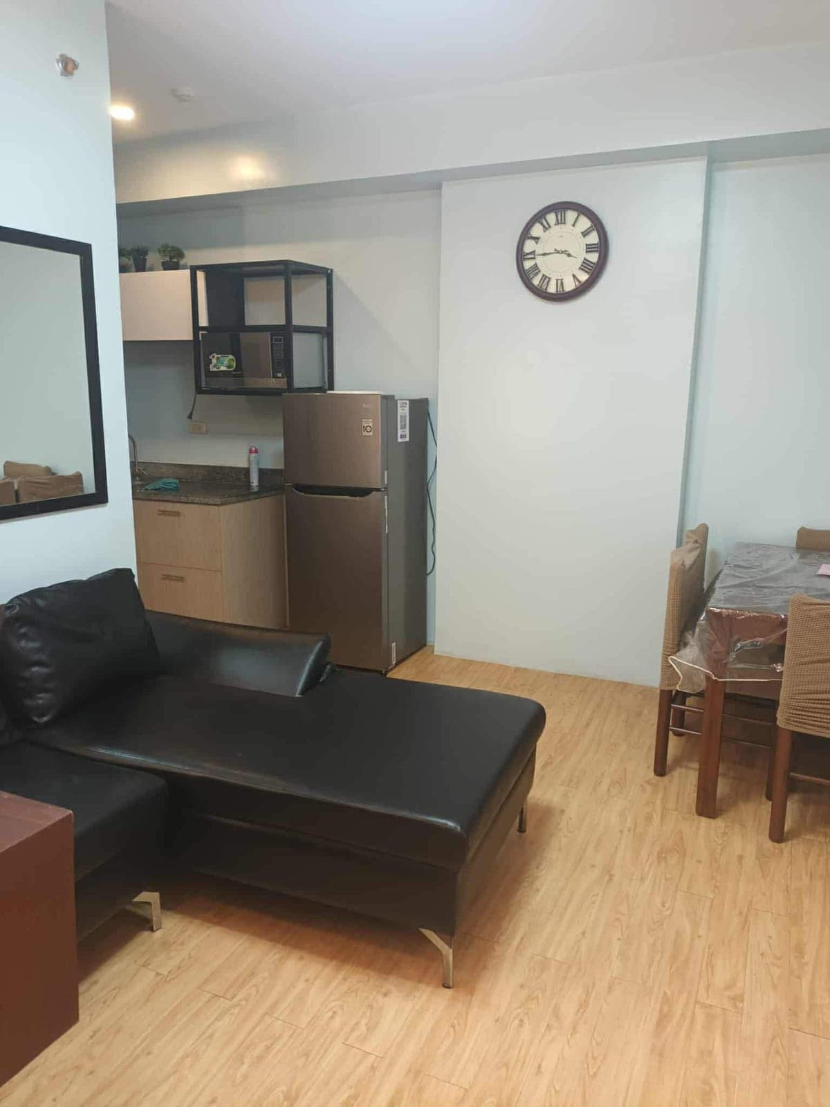 FOR RENT | Fully Furnished 1-Bedroom Condo Unit - photo 2
