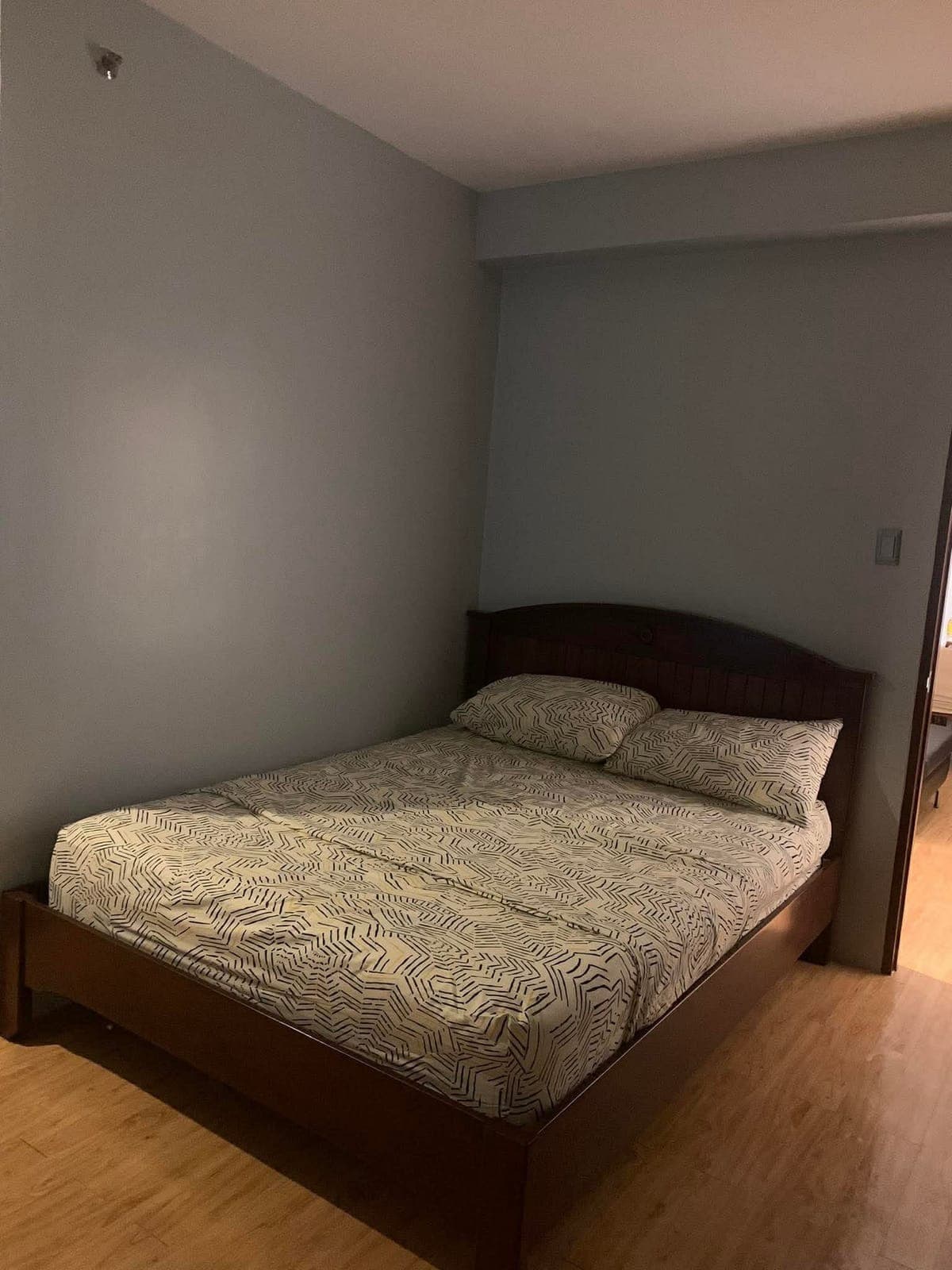 FOR RENT | Fully Furnished 1-Bedroom Condo Unit - photo 3