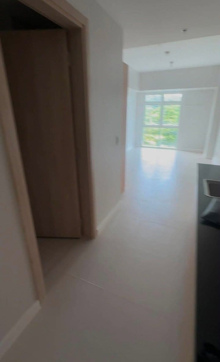 FOR RENT : PARK CASCADES STUDIO UNIT - photo 5