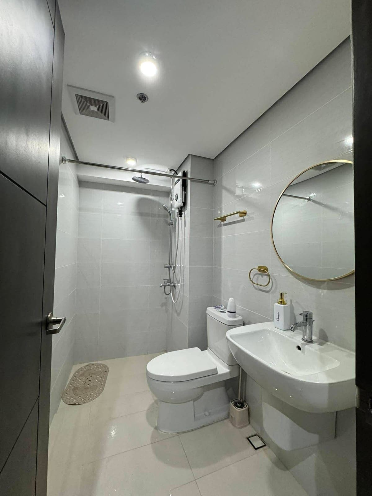 FOR RENT 1BR With Balcony‼️ - photo 1