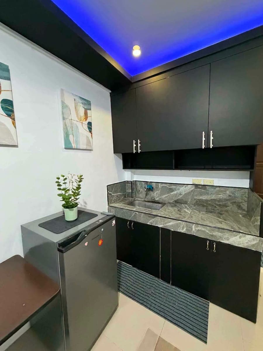 Familia Apartment For Rent - photo 1