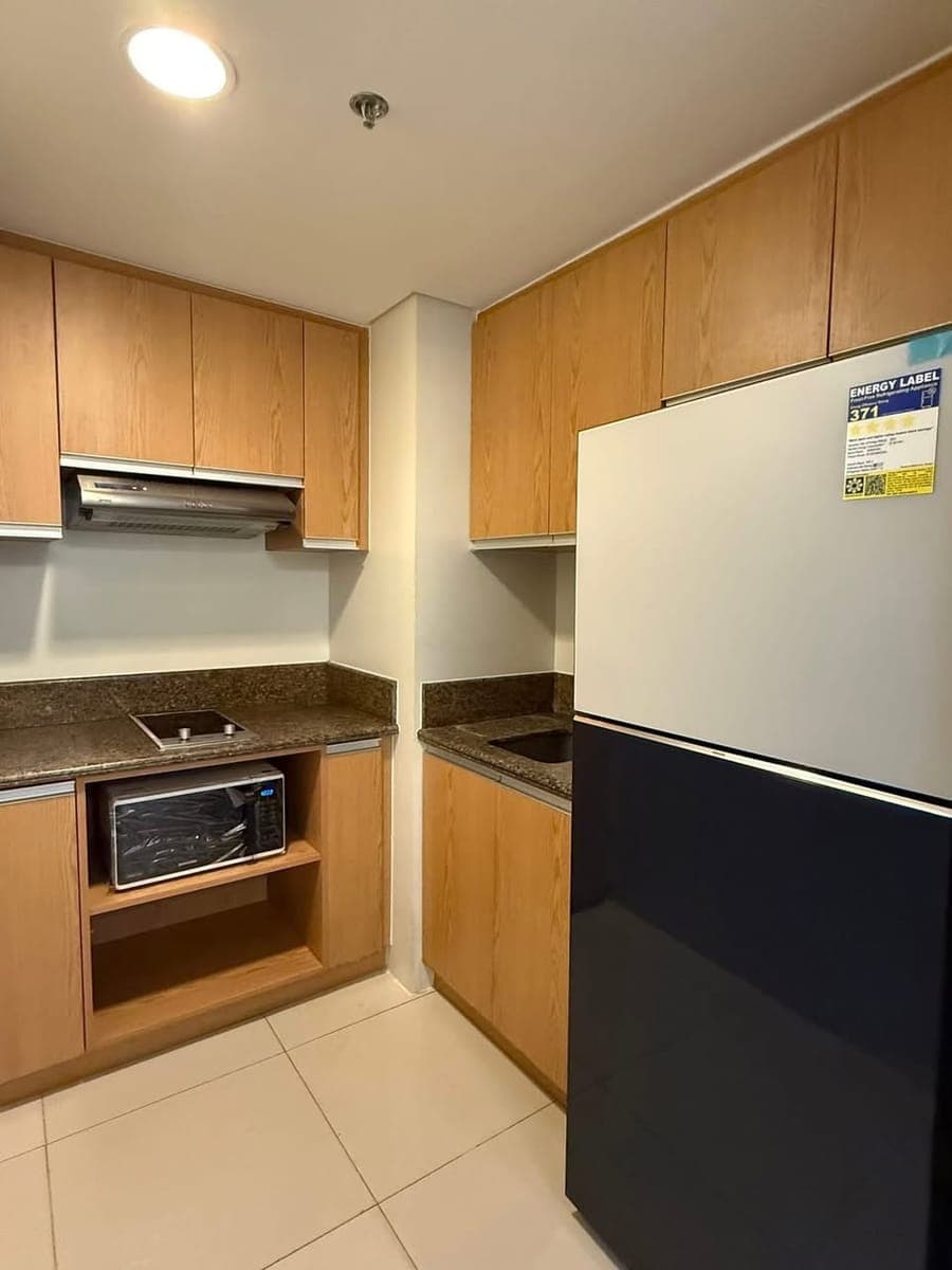 FOR LEASE: Fully Furnished 1 bedroom in Times Square West, BGC - photo 4