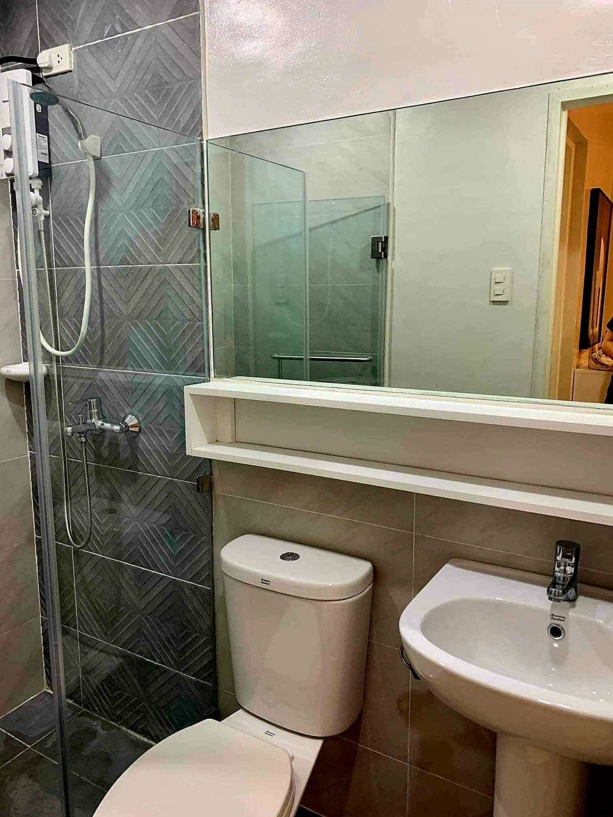 📍 The Midpoint Residences - photo 4