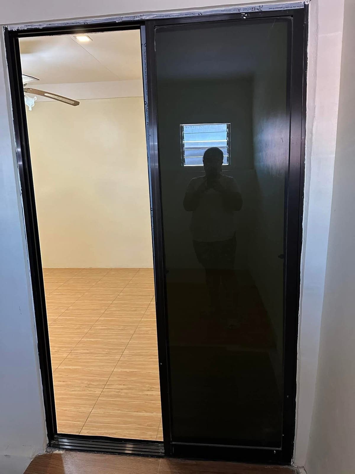 For rent fully furnished two storey townhouse with three rooms, a bath, and kitchen; one of the room... - photo 5