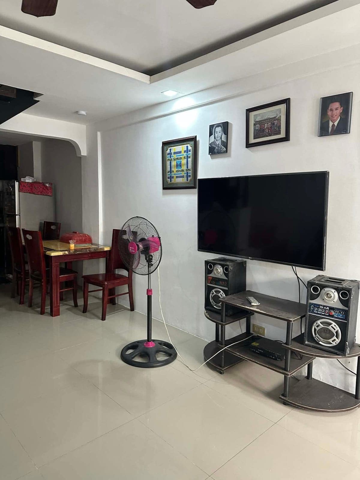 For rent fully furnished two storey townhouse with three rooms, a bath, and kitchen; one of the room... - photo 10