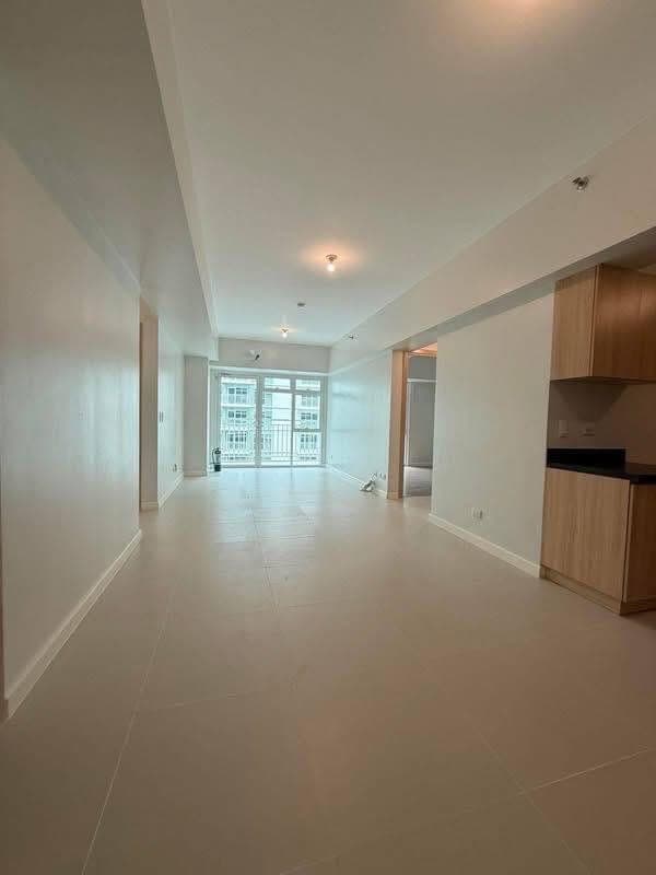 📣FOR RENT:  3br with balcony and parking, corner condo unit in ALVEO PARK CASCADES CORNER - photo 1