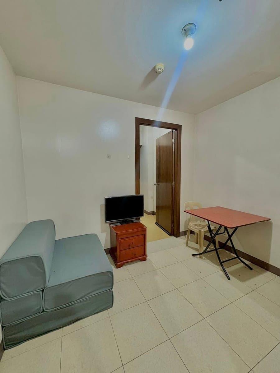 FOR RENT ONE BEDROOM WITH WASHING MACHINE - photo 3