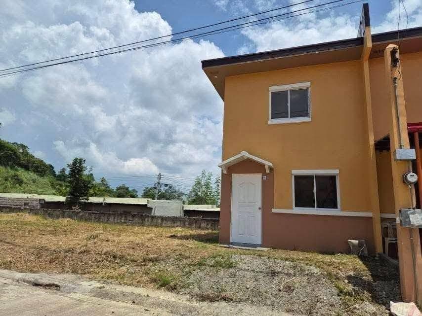 🏡 HOUSE & LOT FOR SALE / FOR RENT - photo 1