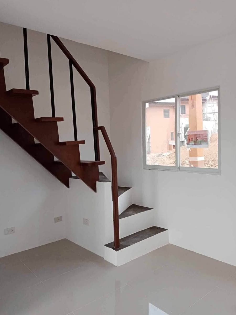 🏡 HOUSE & LOT FOR SALE / FOR RENT - photo 4
