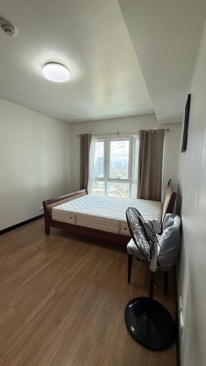 ‼️FOR LEASE,🏢SEQUIOA BLDG, TWO SERENDRA, BGC - photo 2
