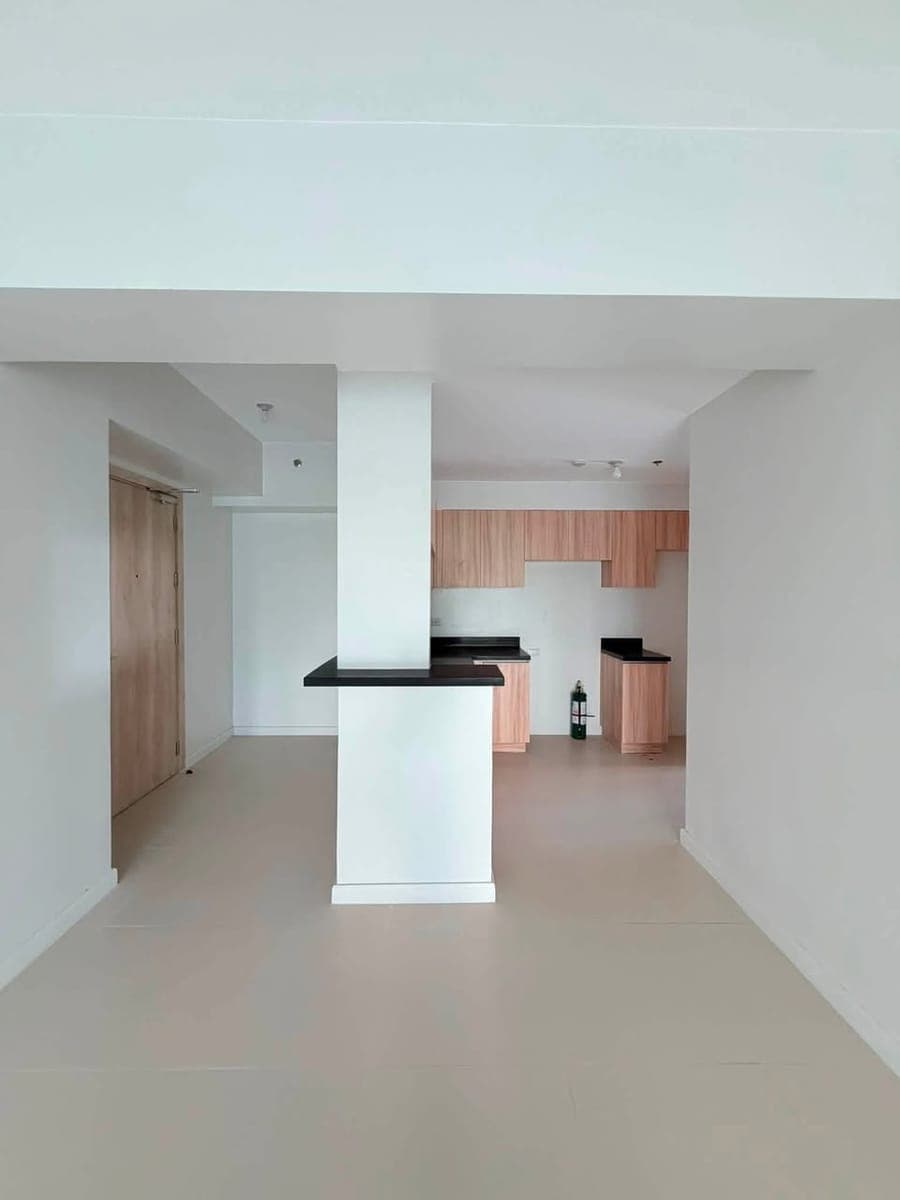 FOR RENT : PARK CASCADES 2 BEDROOM - photo 3