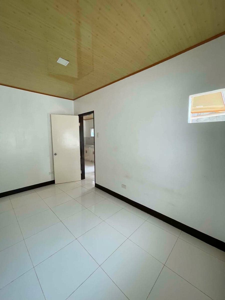 Gated Bungalow House For Rent in Upper Macasandig - photo 5