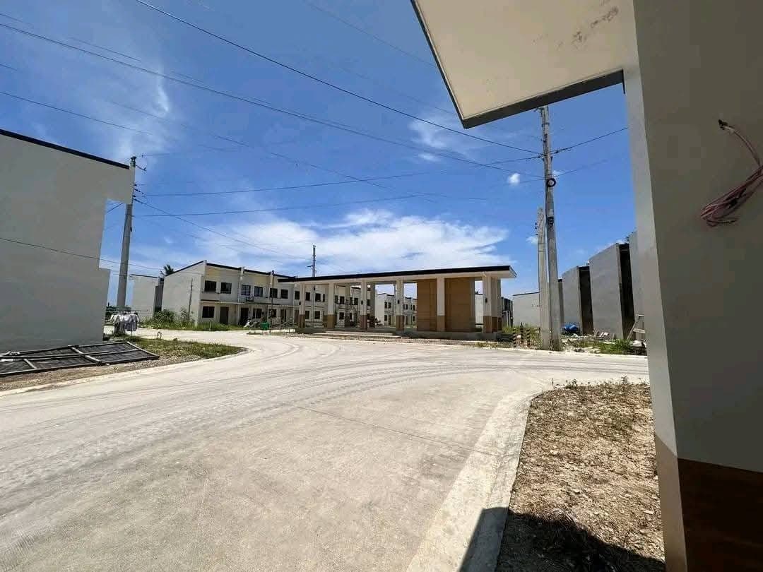 🏡 TOWNHOUSE FOR RENT‼️ - photo 7