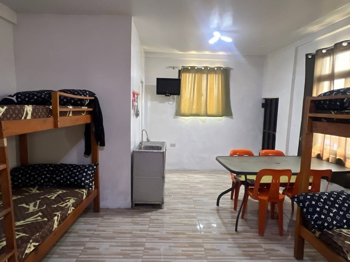 FEMALE BEDSPACE - photo 5