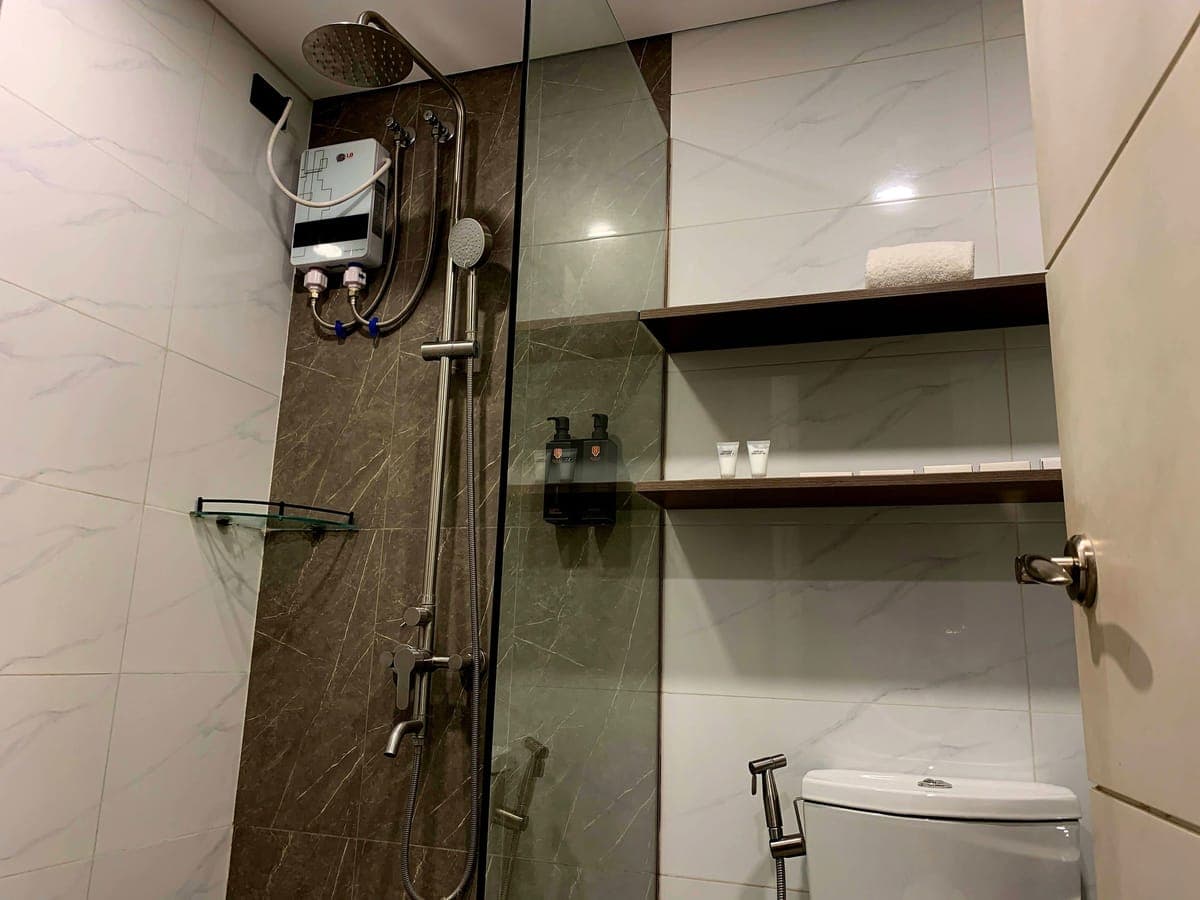 🏡 FOR RENT: Fully Furnished 1BR with Cool Mountain Breeze – Le Menda Residences Busay - photo 1