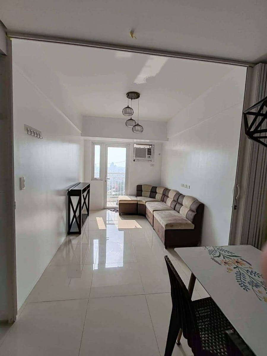 Spacious 1-Bedroom w/ Balcony Available FOR RENT - photo 3