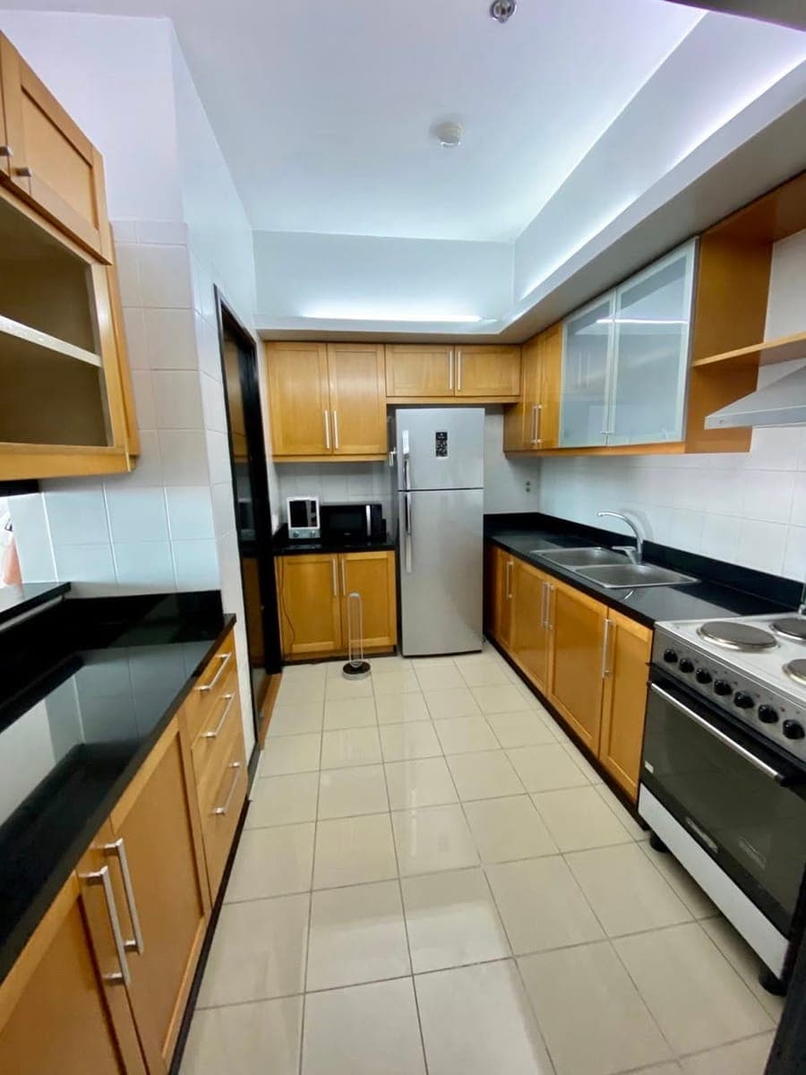 For Rent: 2BR at One Serendra BGC - photo 2