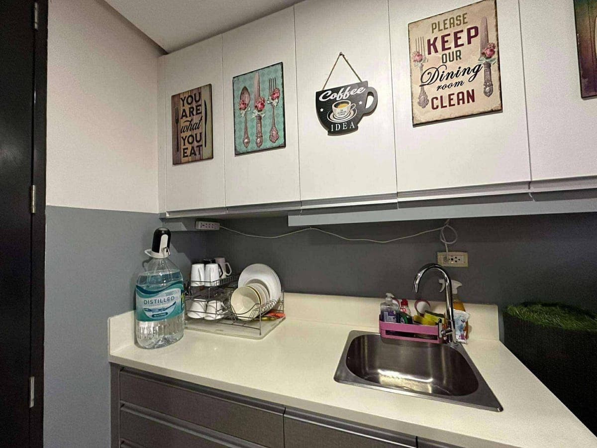 FOR RENT: FURNISHED STUDIO UNIT AT BASE LINE RESIDENCES - photo 8