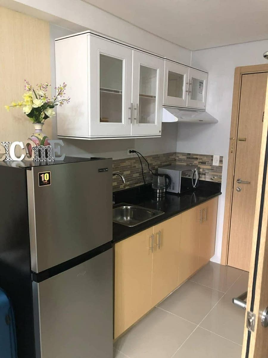 FOR RENT: ₱22,000/month. | Inclusive association dues - photo 4