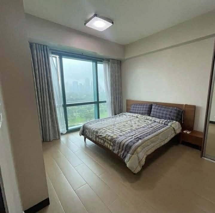 For rent  2 bedroom unit at bgc - photo 5