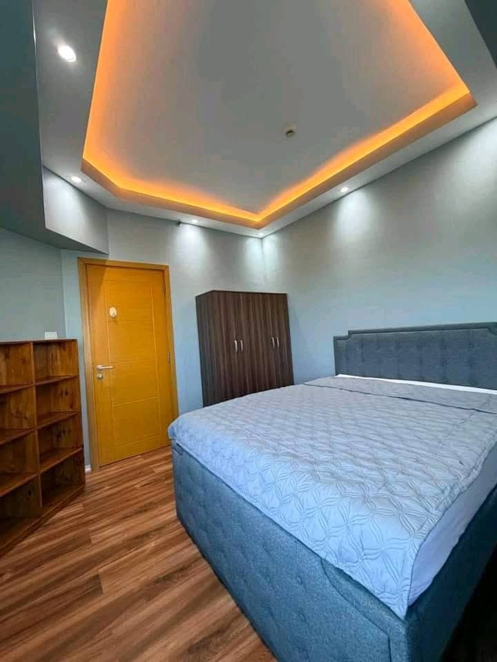 𝐅𝐎𝐑 𝐑𝐄𝐍𝐓 One Bedroom Condo Unit with Balcony in BGC Taguig at Trion Towers. - photo 3