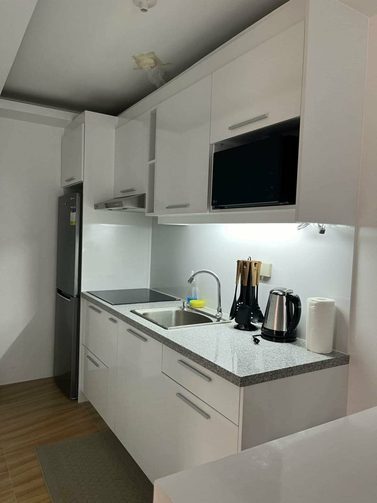 🏢 2BR for Rent – Apple One Banawa (Mansionette Type) - photo 10