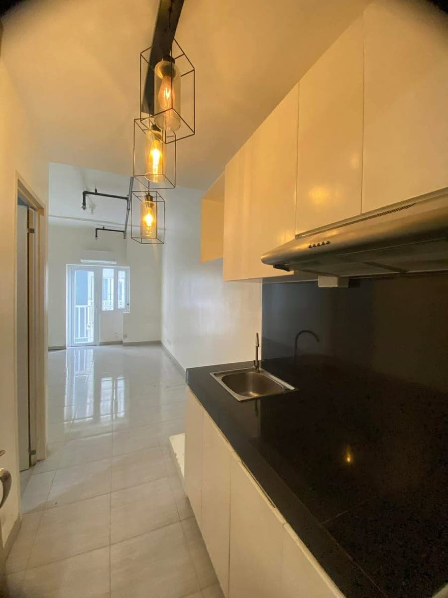 For rent Condo unit - photo 2