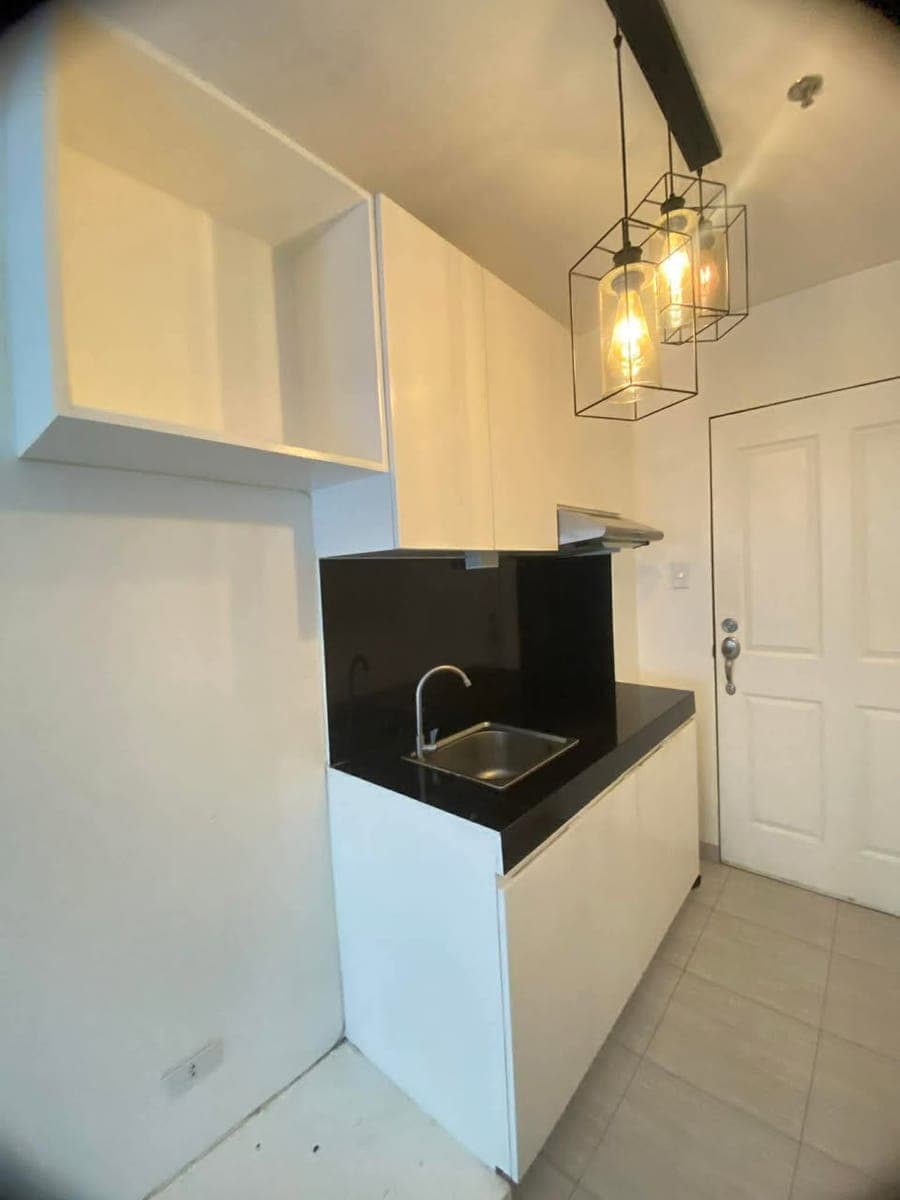 For rent Condo unit - photo 4
