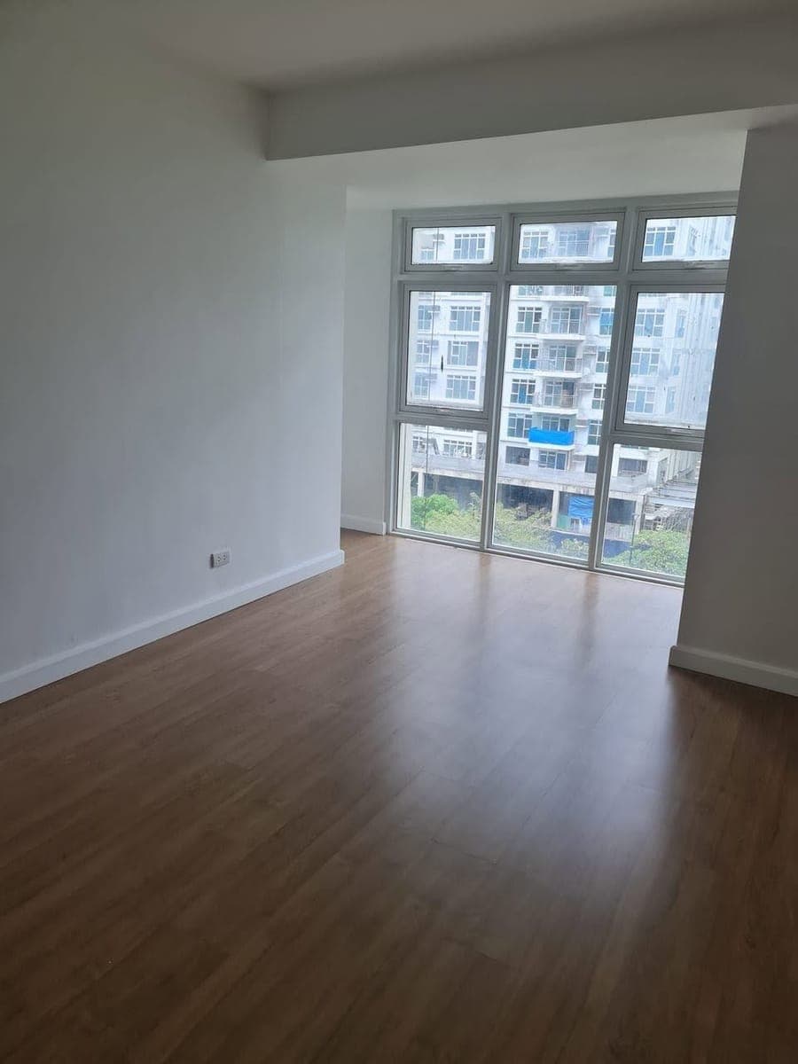 FOR RENT : THE VERANDA 3 BEDROOM SPECIAL - photo 1