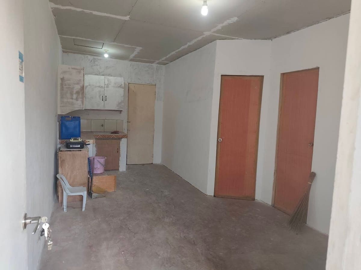 Perfect! May pics na tayo 🏠✨ Eto ready-to-post na caption + details for your *2 Bedroom Bare House* - photo 1