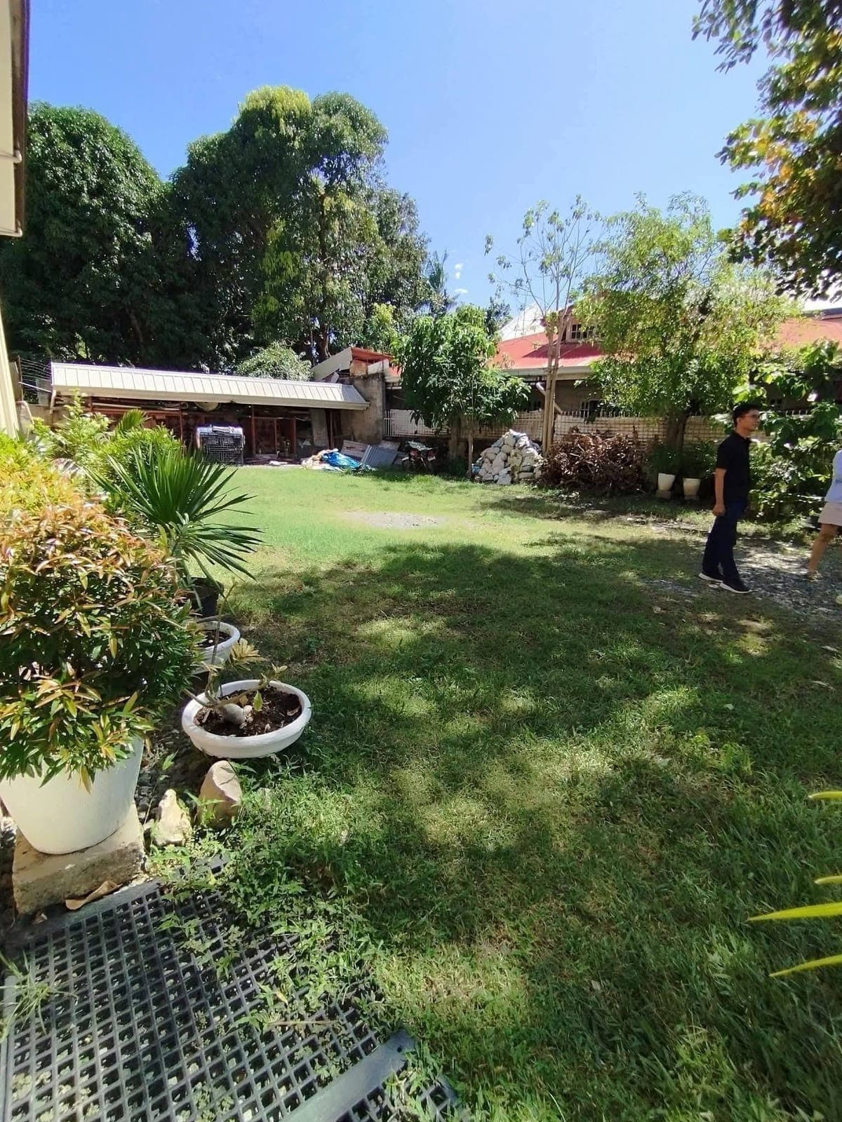 2-Bedrooms: ₱20,000/month - photo 4